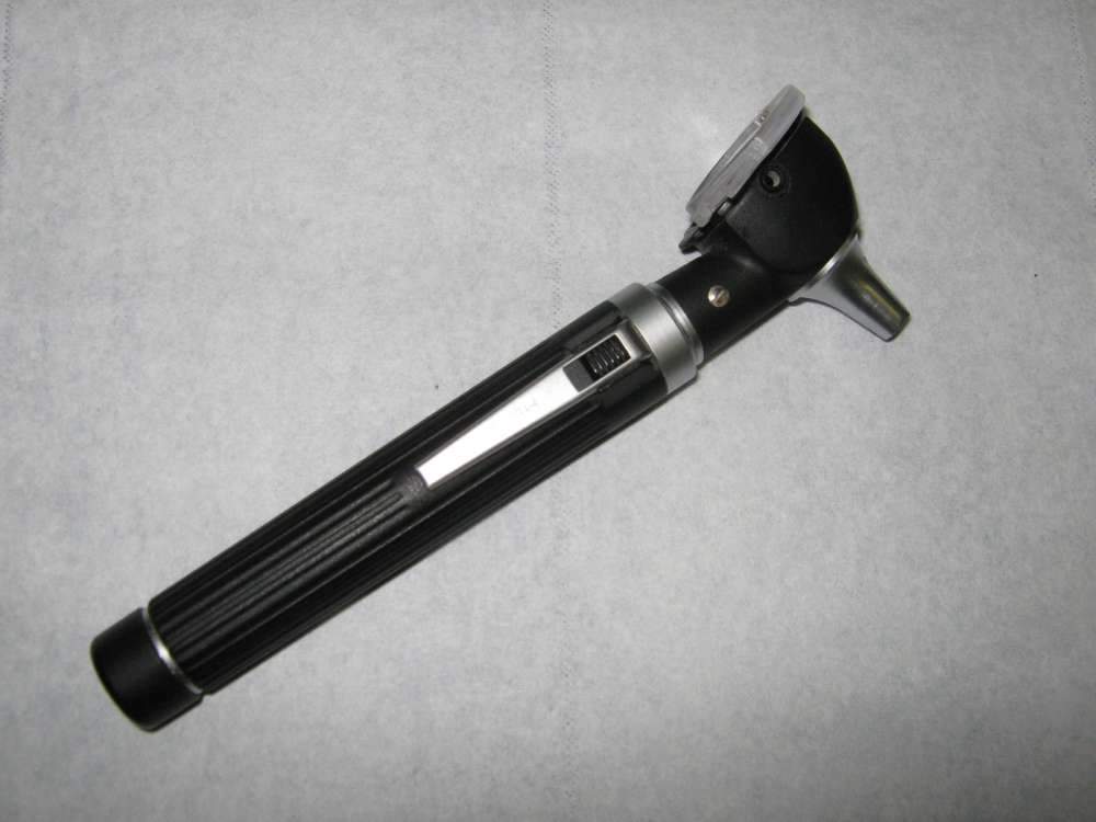 Otoscope 001