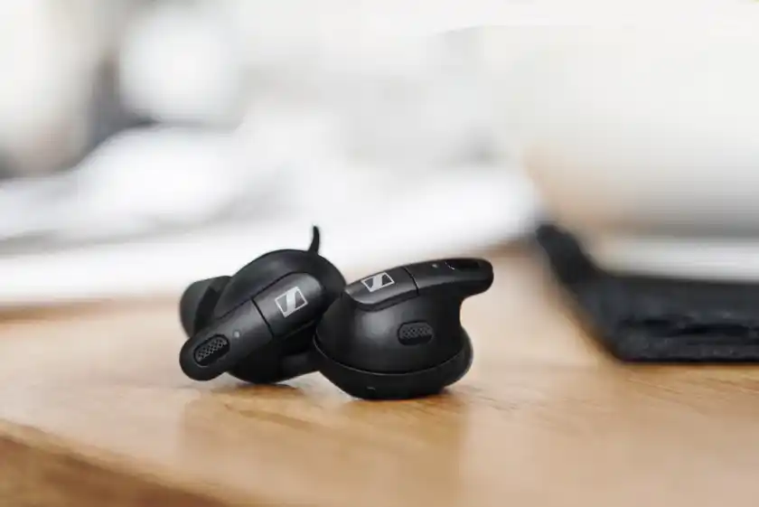 Sennheiser Hörgerät – Sonova bringt Earbuds mit Hörgerätetechnik -Sennheiser Conversation Clear Pluss Earbud