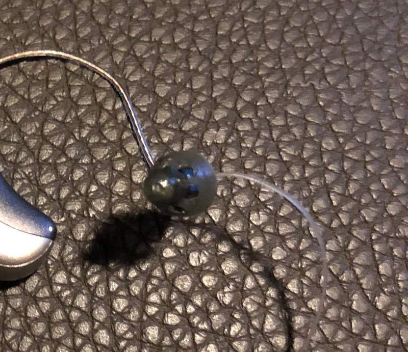 Hörgerät mit Schirmchen – Offene Versorgung mit Dome